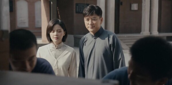 ս���е��ഺ�ּ��������