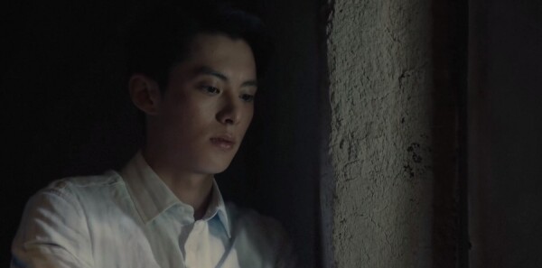 ս���е��ഺ�ּ��������